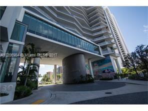 ICON BAY - Residential Lease