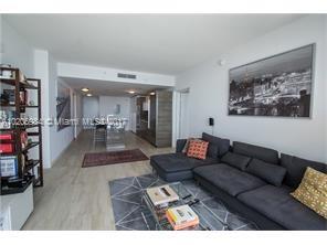 ICON BAY - Residential Lease