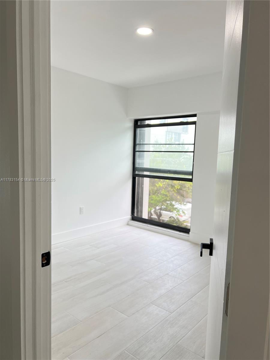575 Crandon Blvd 312