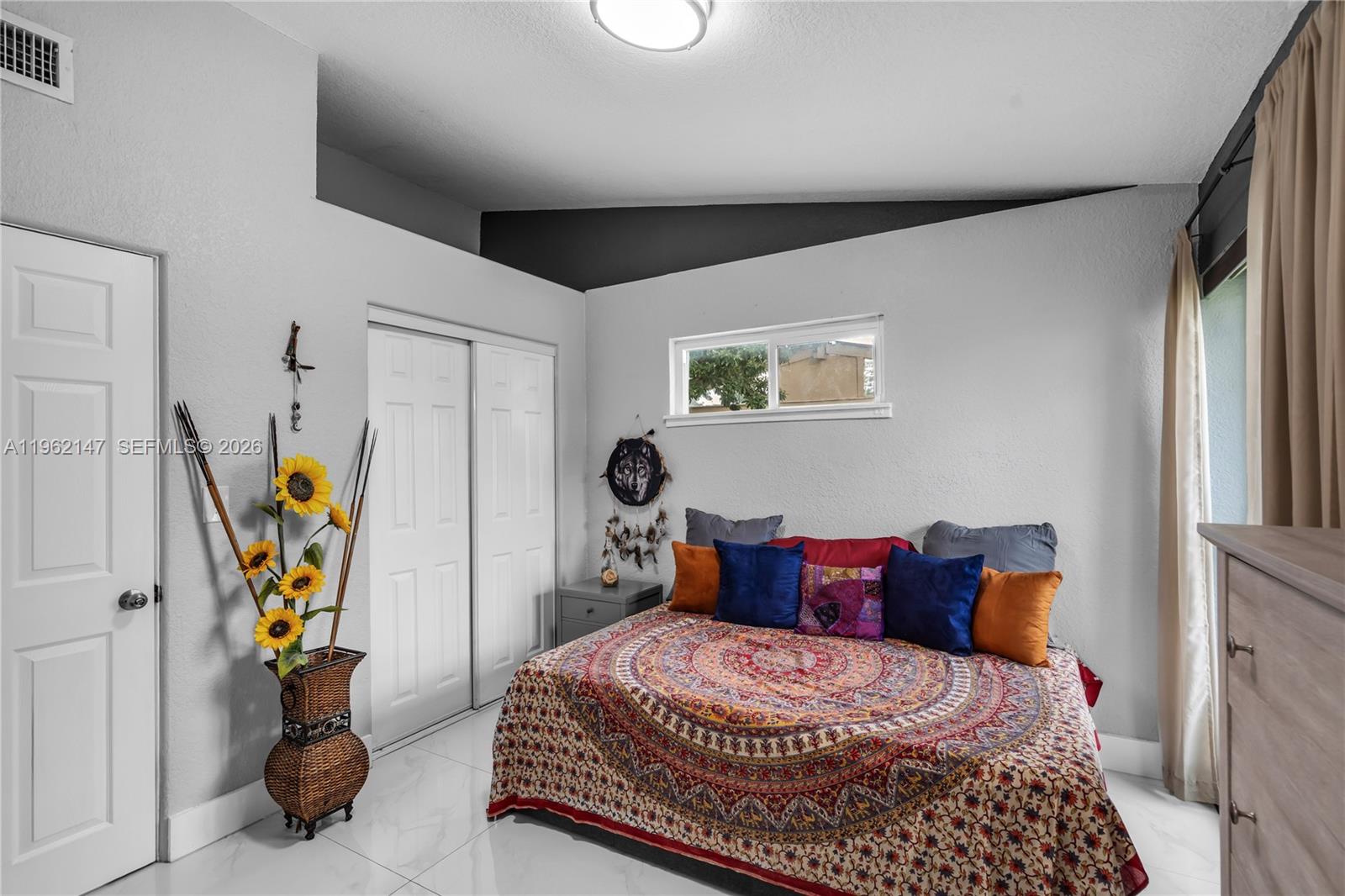 SIERRA MIRADA - Residential