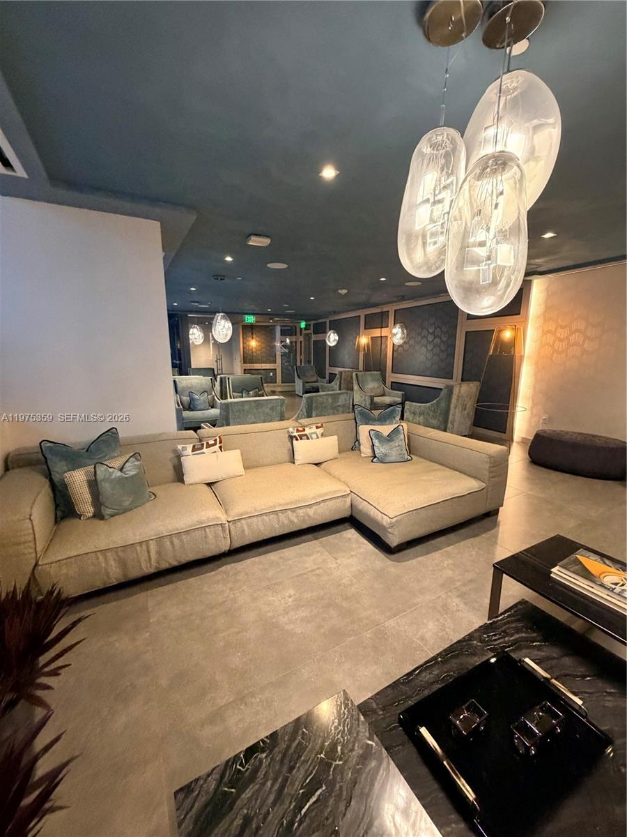 BRICKELL FLATIRON CONDO - Residential Lease