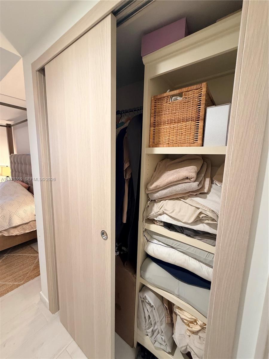 BRICKELL FLATIRON CONDO - Residential Lease