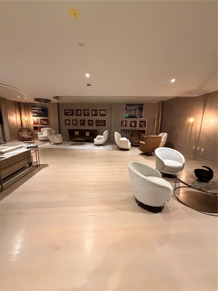 BRICKELL FLATIRON CONDO - Residential Lease