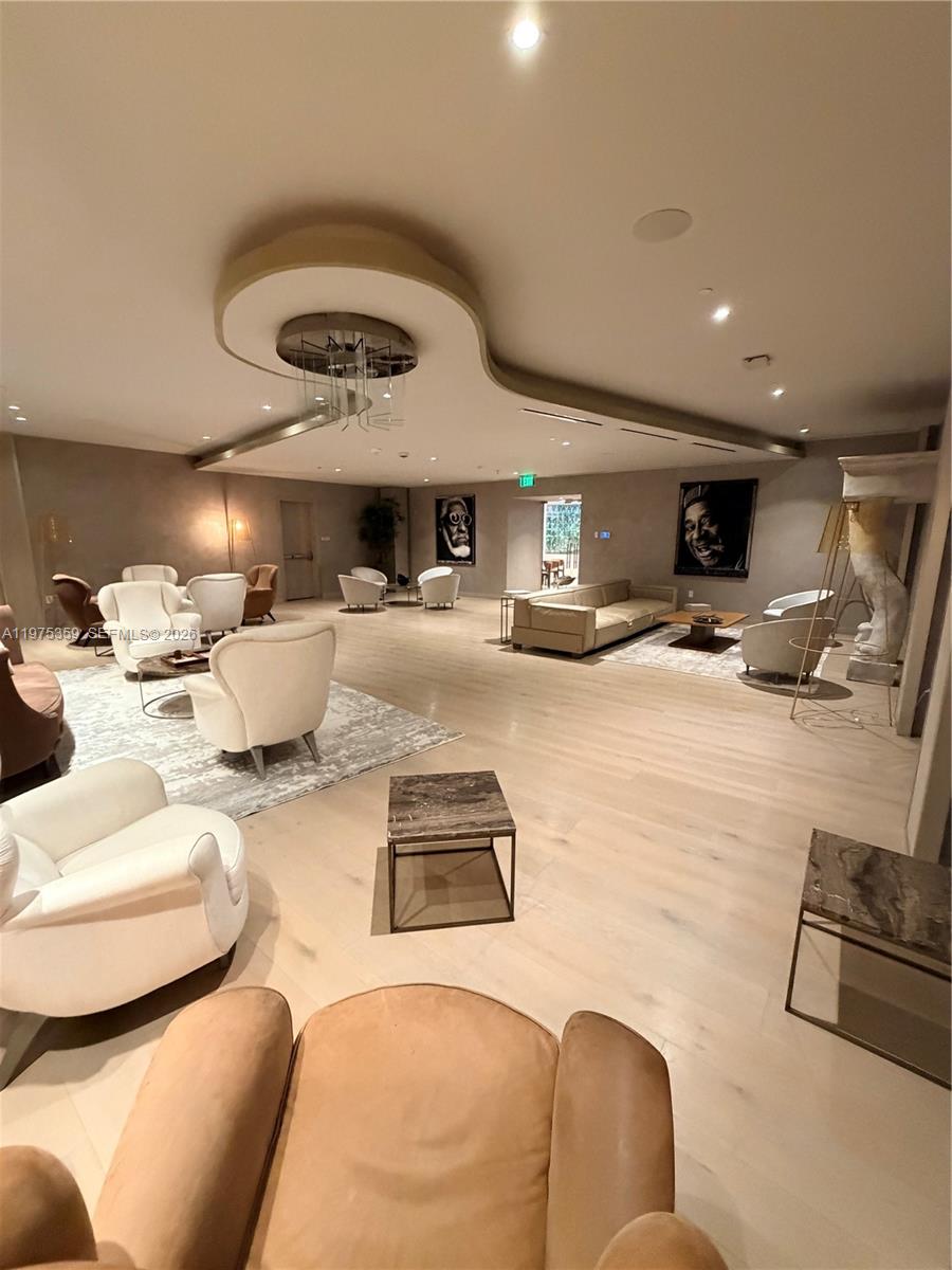 BRICKELL FLATIRON CONDO - Residential Lease