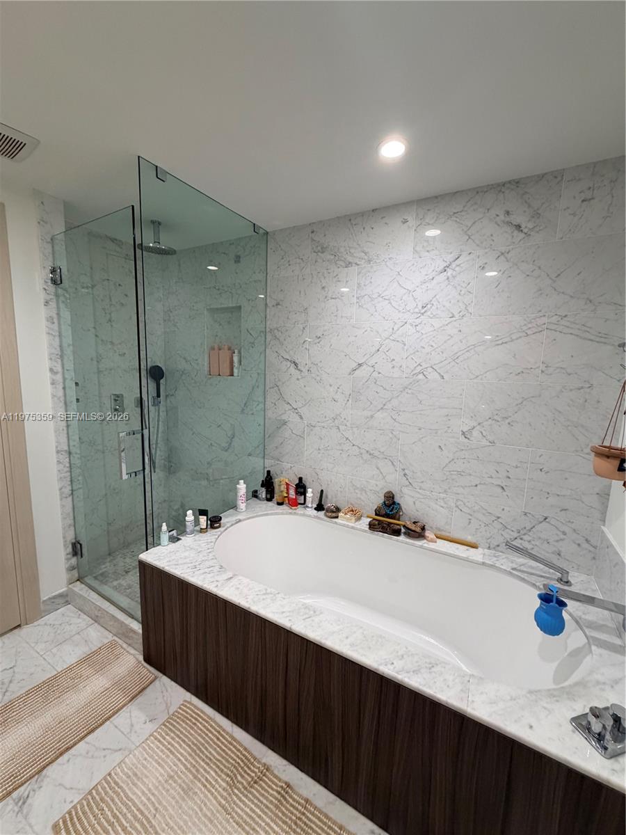 BRICKELL FLATIRON CONDO - Residential Lease