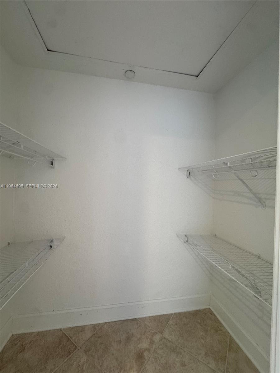 401 BLU OF NORTH BEACH CO - Residential