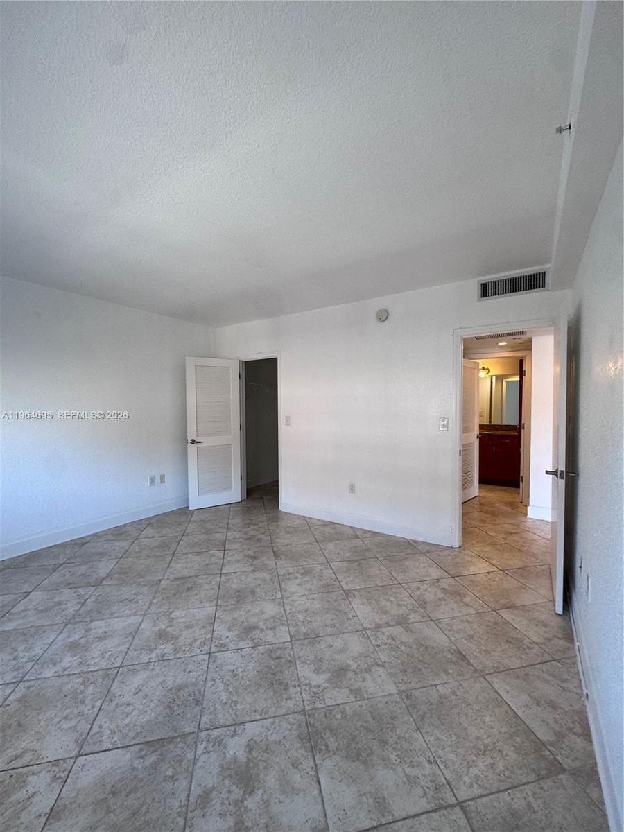 401 BLU OF NORTH BEACH CO - Residential