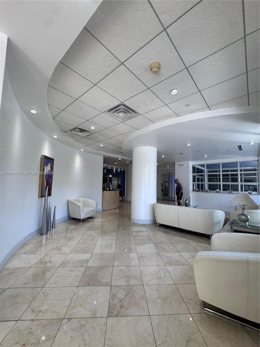 401 BLU OF NORTH BEACH CO - Residential