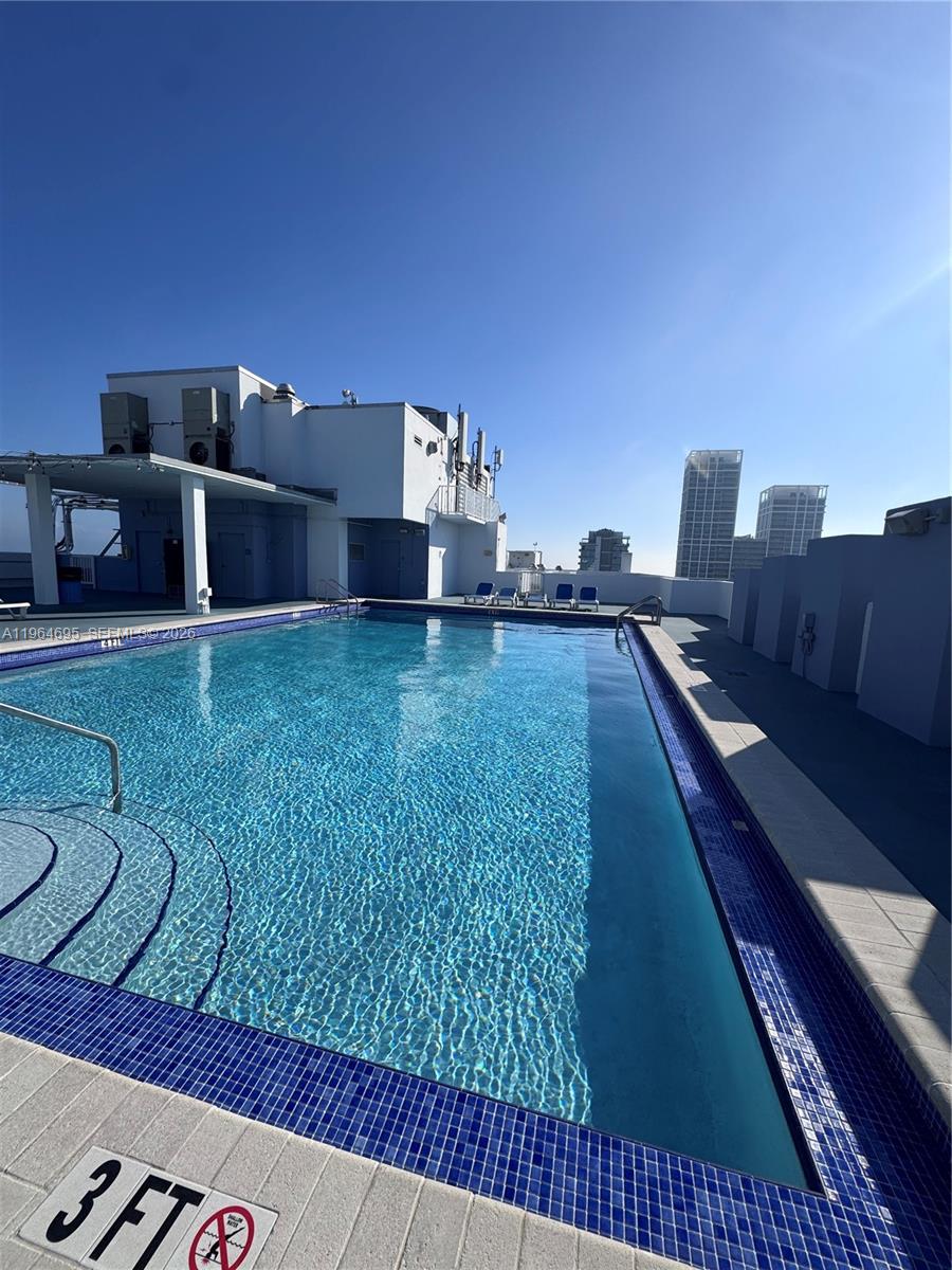 401 BLU OF NORTH BEACH CO - Residential