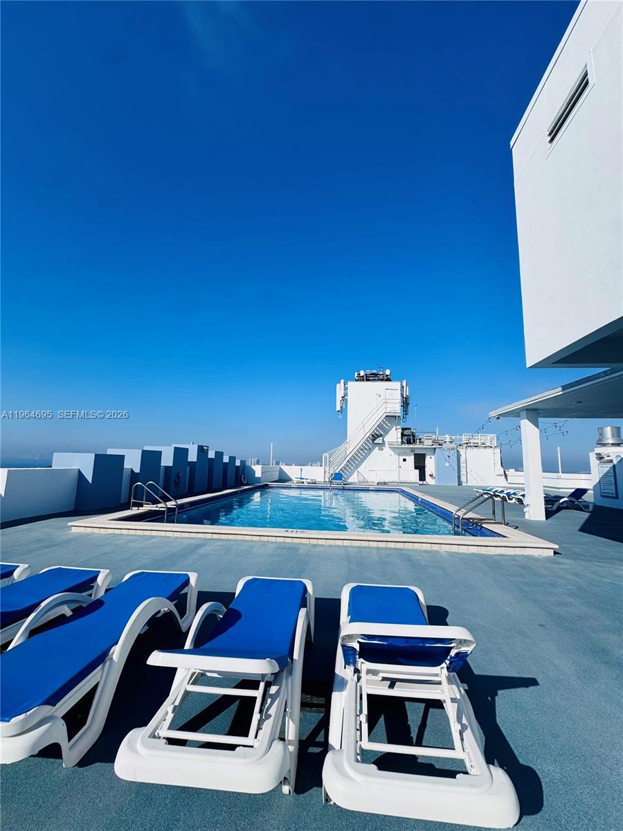 401 BLU OF NORTH BEACH CO - Residential