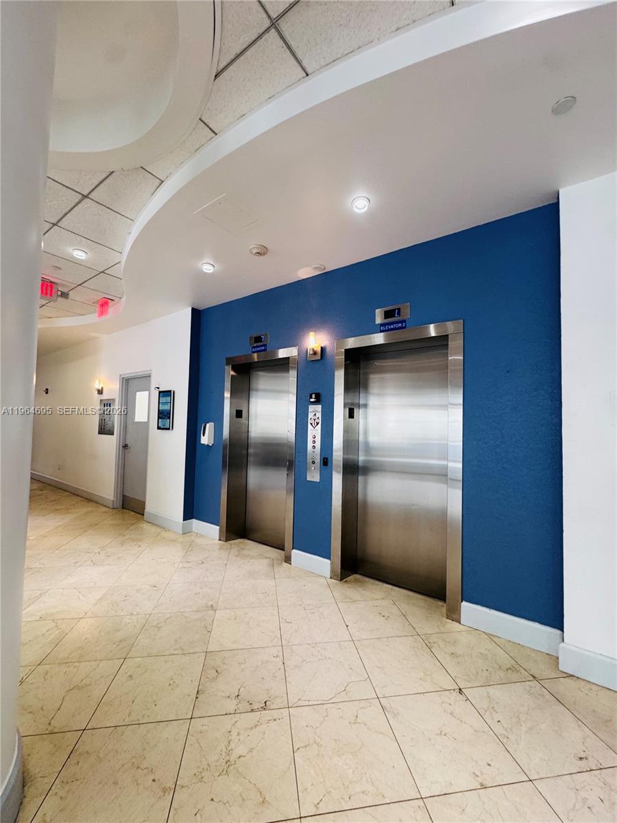 401 BLU OF NORTH BEACH CO - Residential