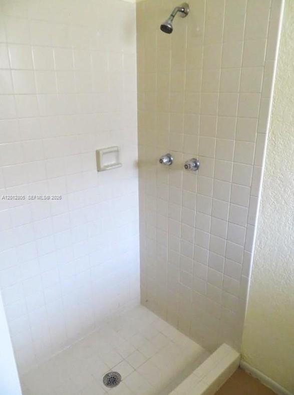 CORAL SPRINGS SUB NO 1 - Residential Lease