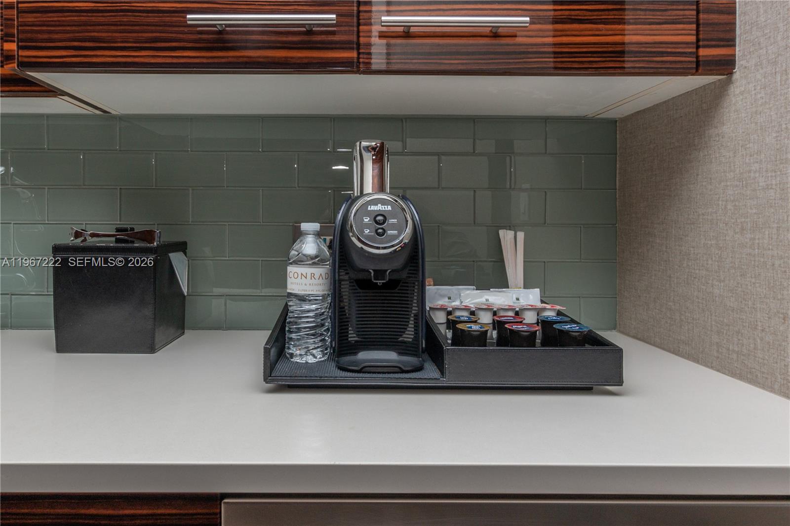 551 FLB CONDOMINIUM HOTEL - Residential