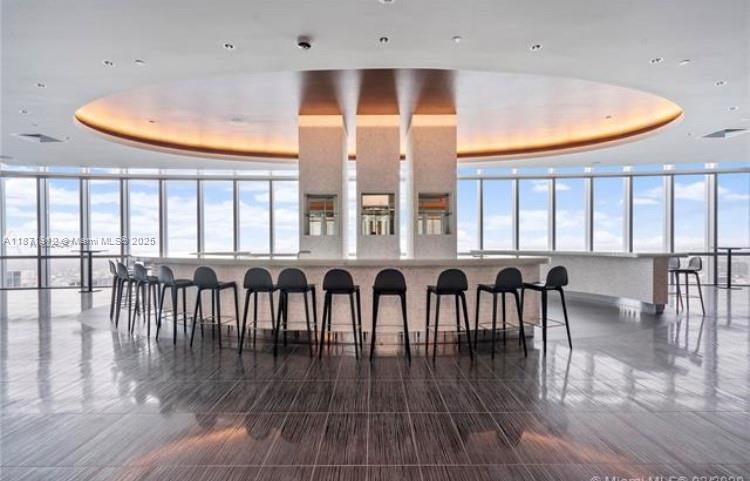 PARAMOUNT MIAMI WORLDCENTE - Residential Lease