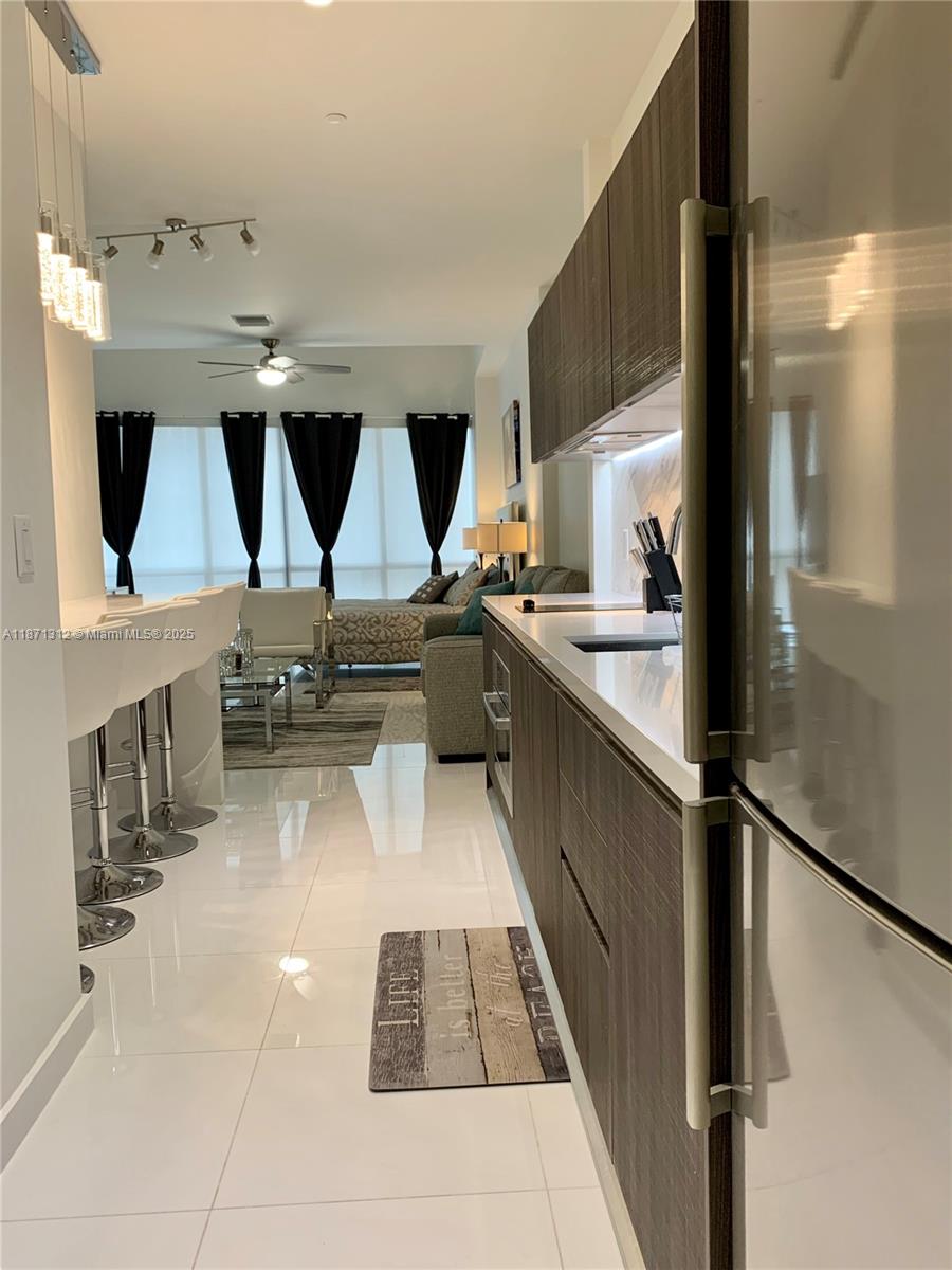 851 NE 1 Ave 502