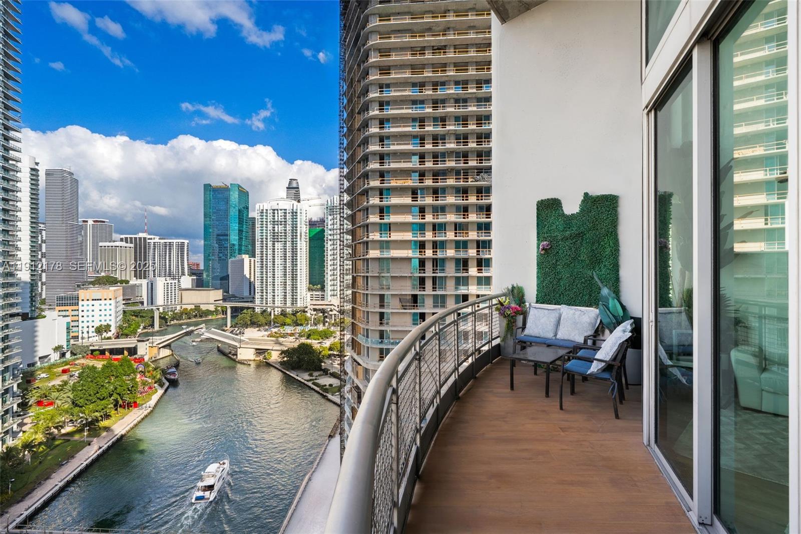 NEO VERTIKA CONDO - Residential