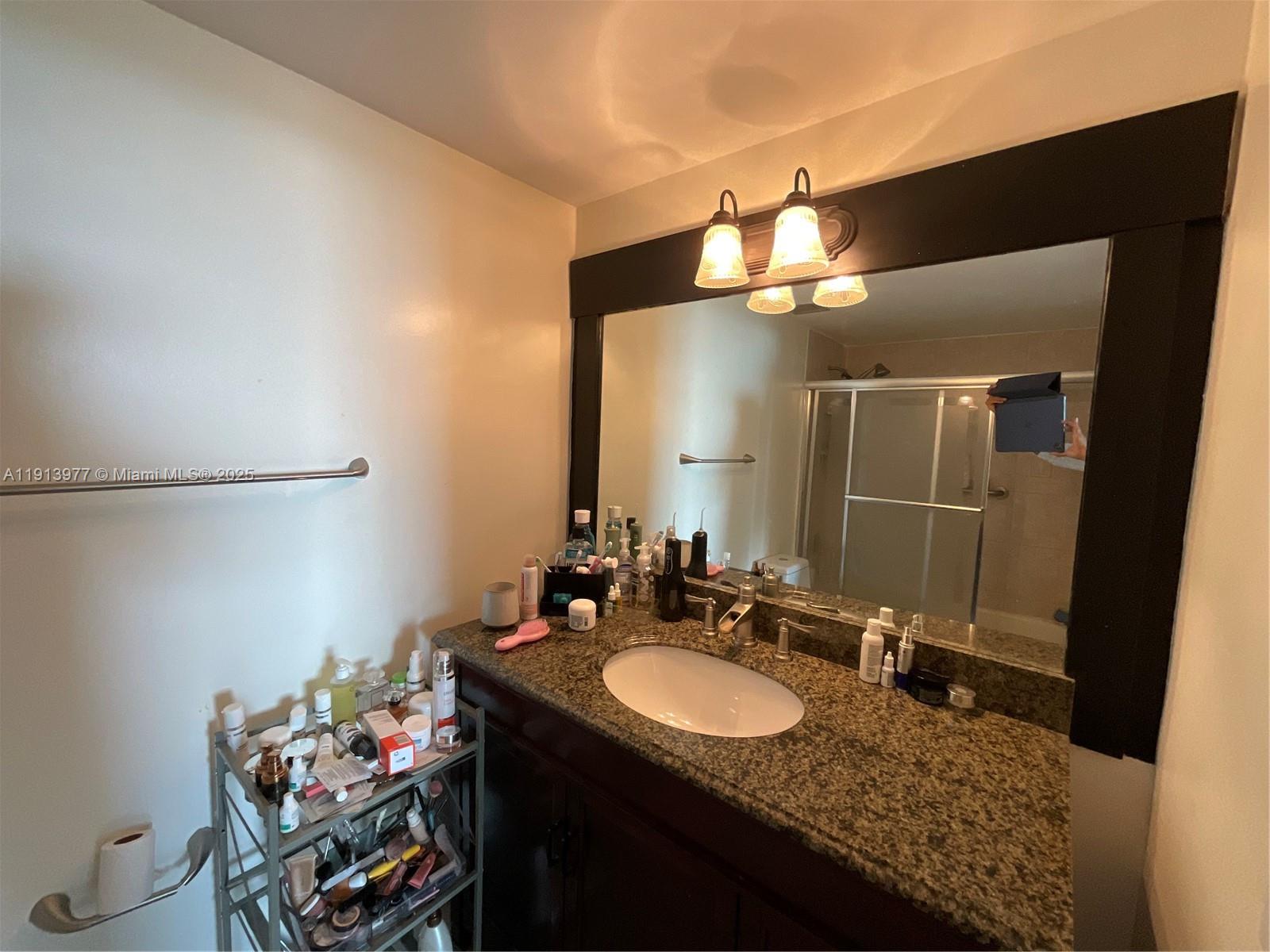 HILLCREST EAST NO 20 COND - Residential