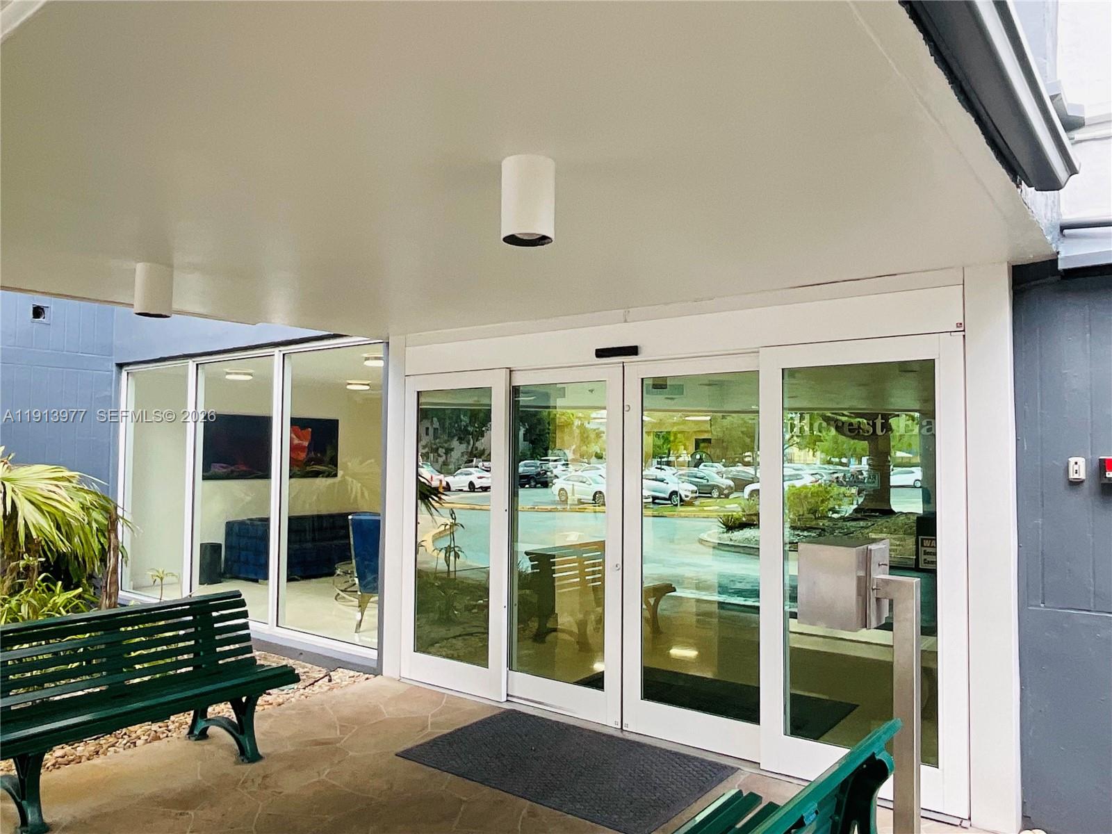 HILLCREST EAST NO 20 COND - Residential