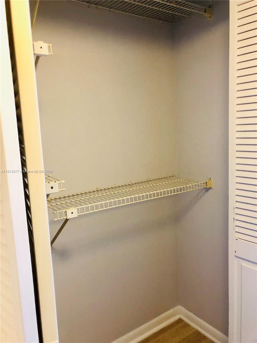 HILLCREST EAST NO 20 COND - Residential