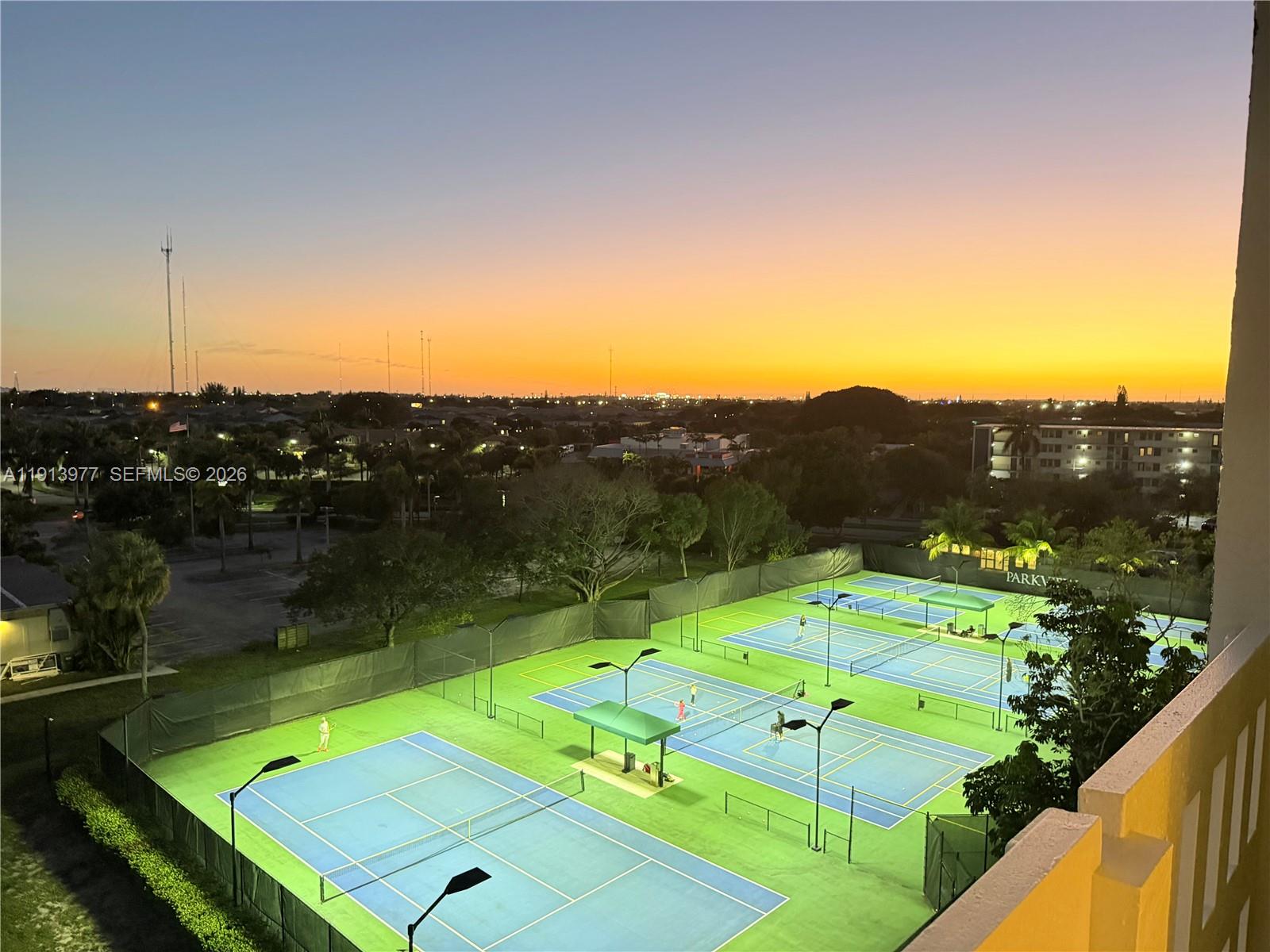 HILLCREST EAST NO 20 COND - Residential