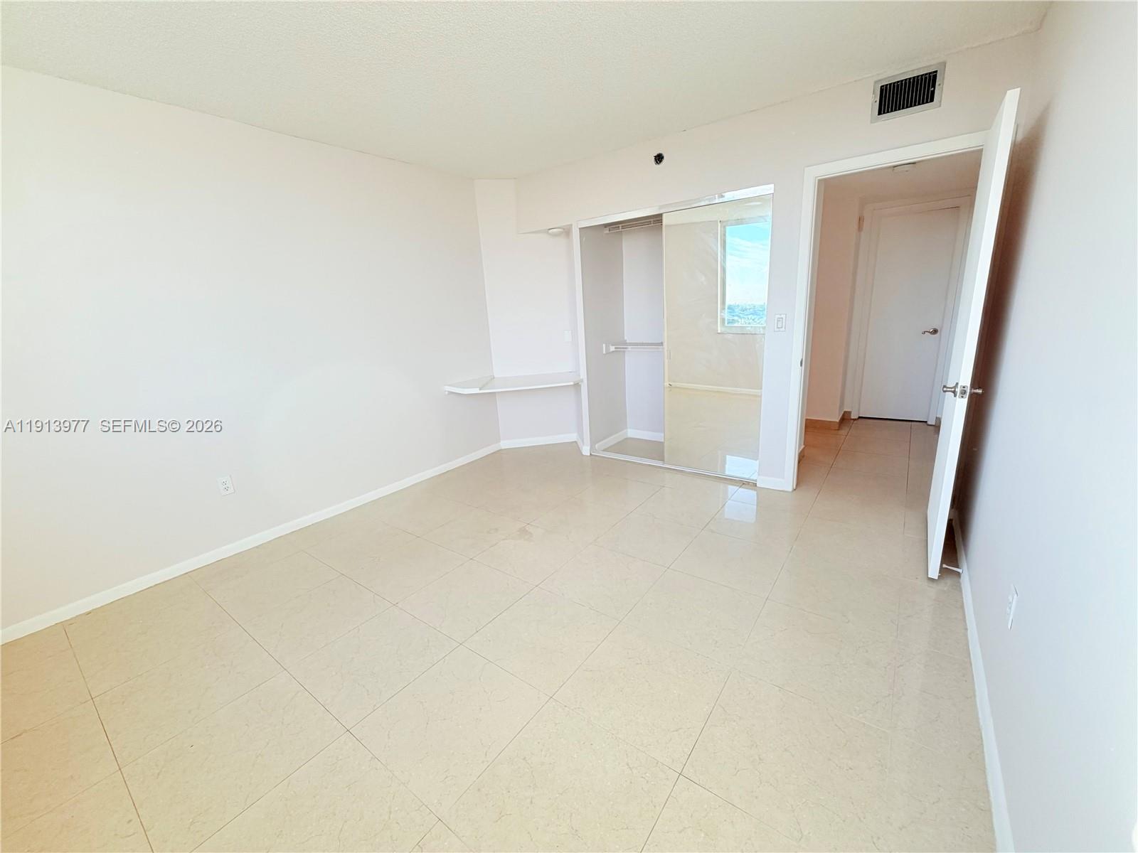 HILLCREST EAST NO 20 COND - Residential