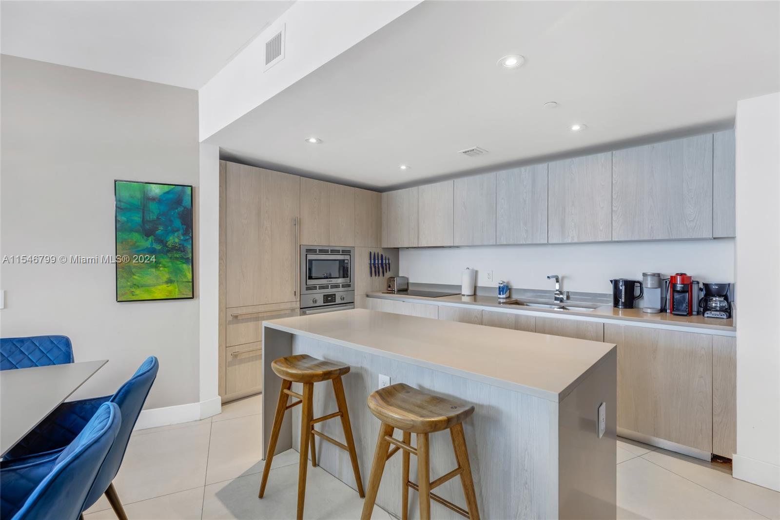 4111 SOUTH OCEAN DRIVE CO - Residential