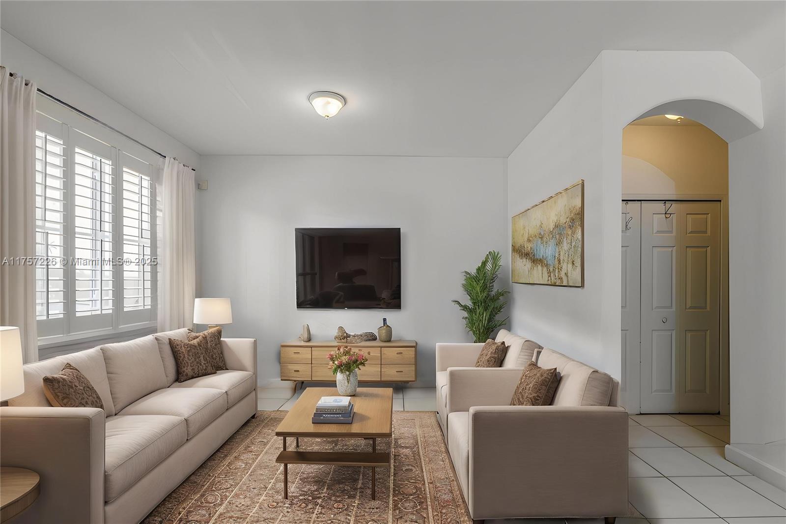 COSTA DORADA - Residential