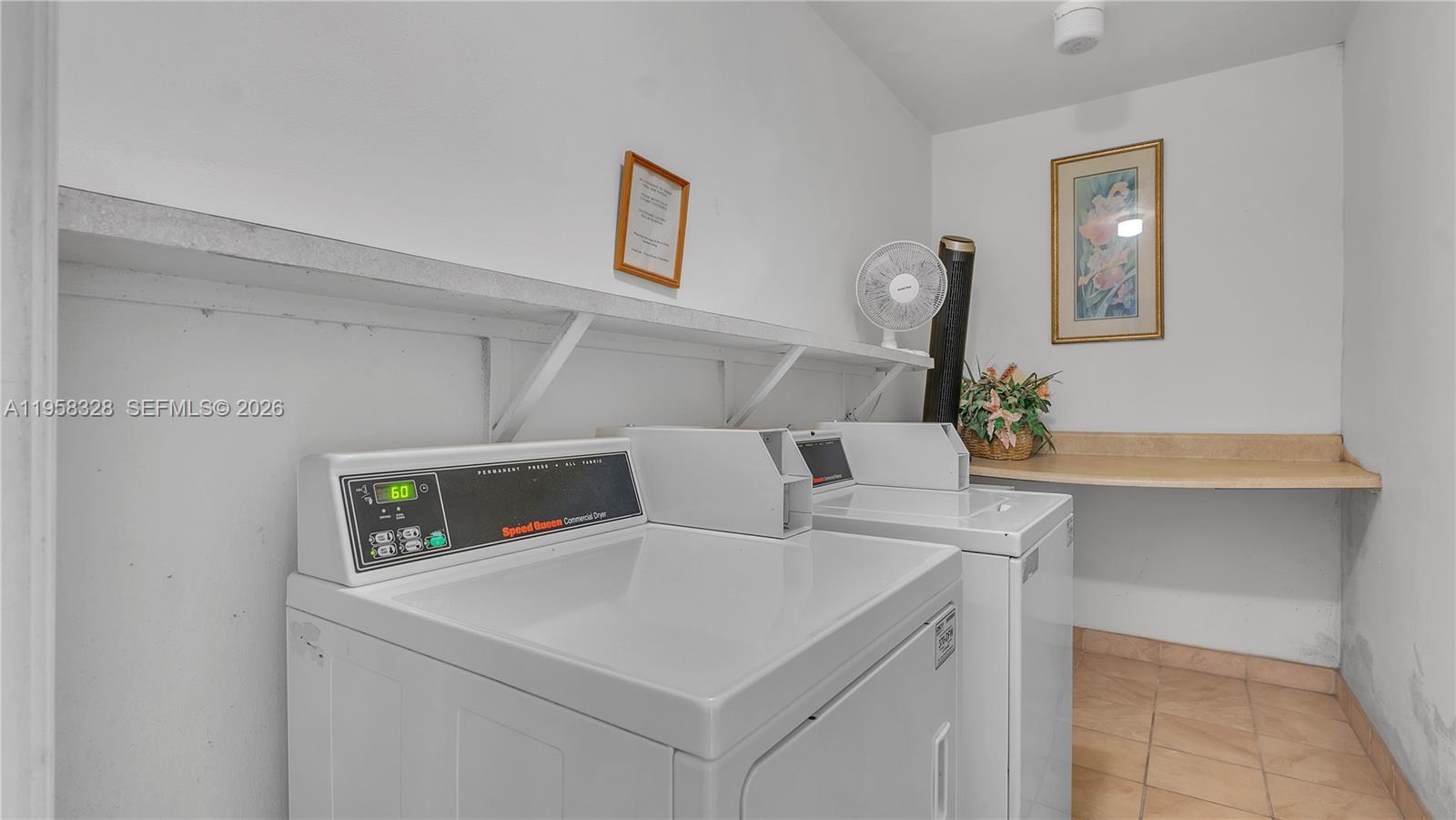 WAYNE HOUSE CONDO - Residential