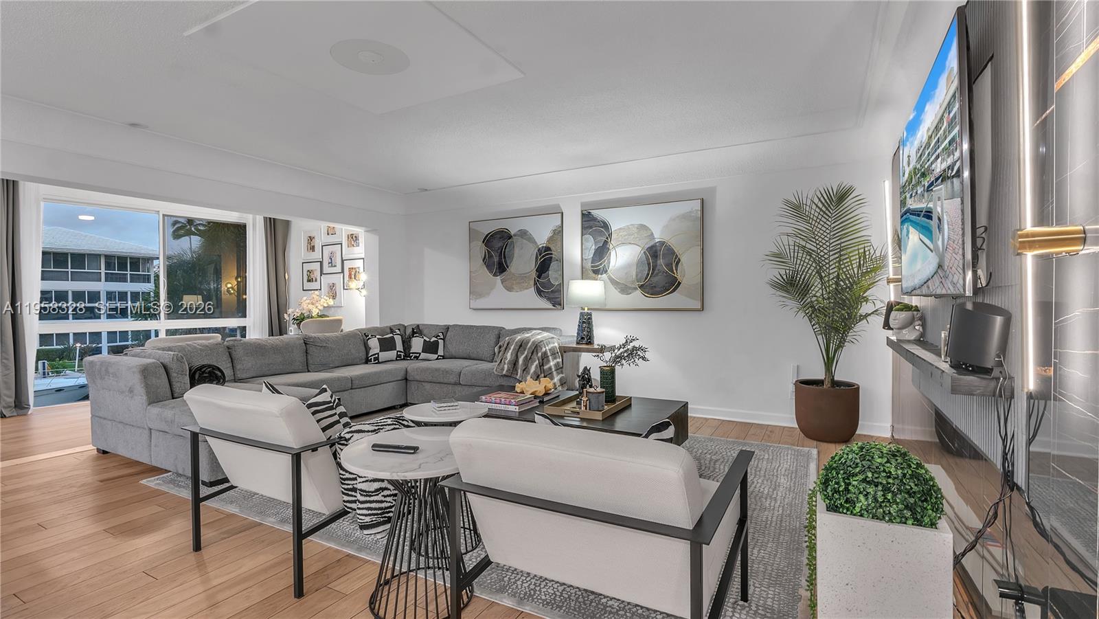 WAYNE HOUSE CONDO - Residential