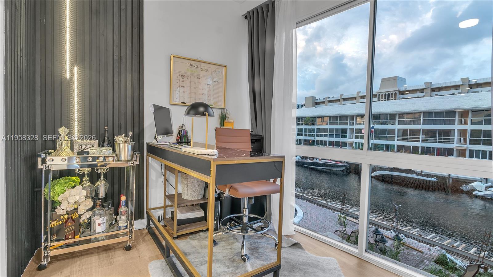 WAYNE HOUSE CONDO - Residential