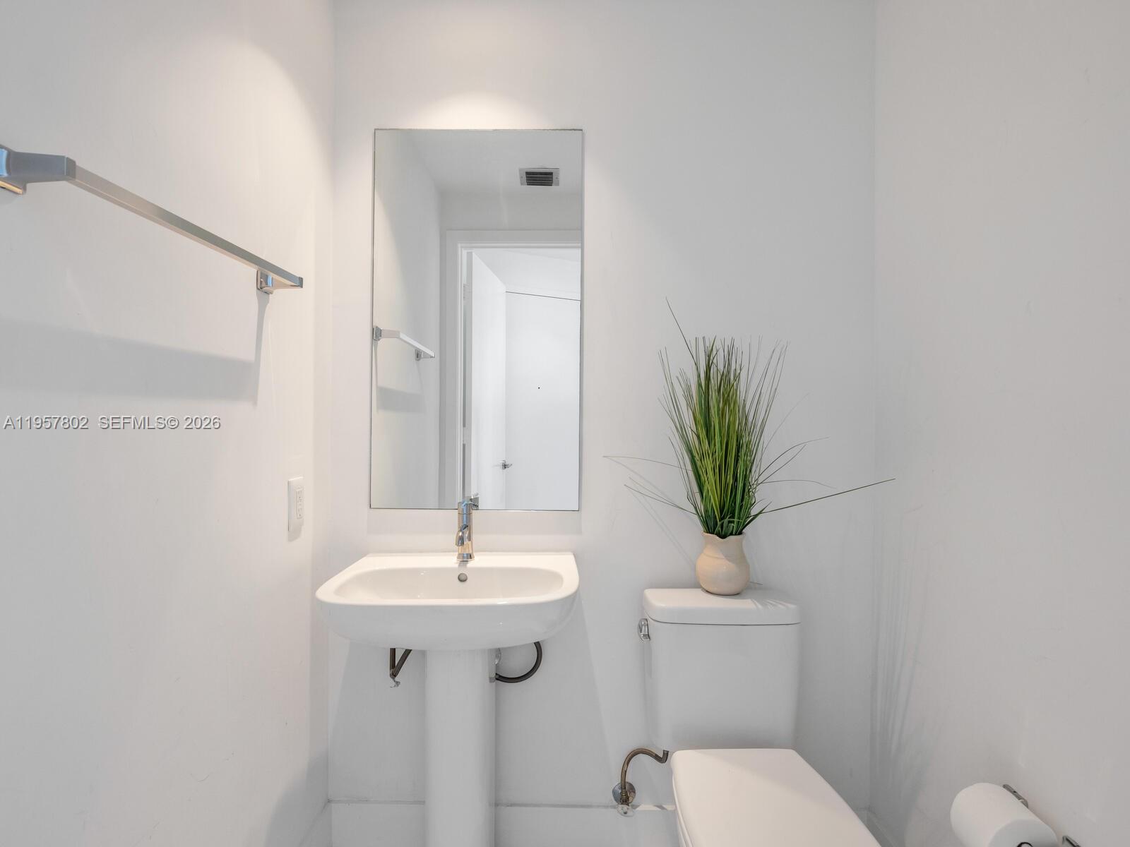 BISCAYNE BEACH CONDO - Residential