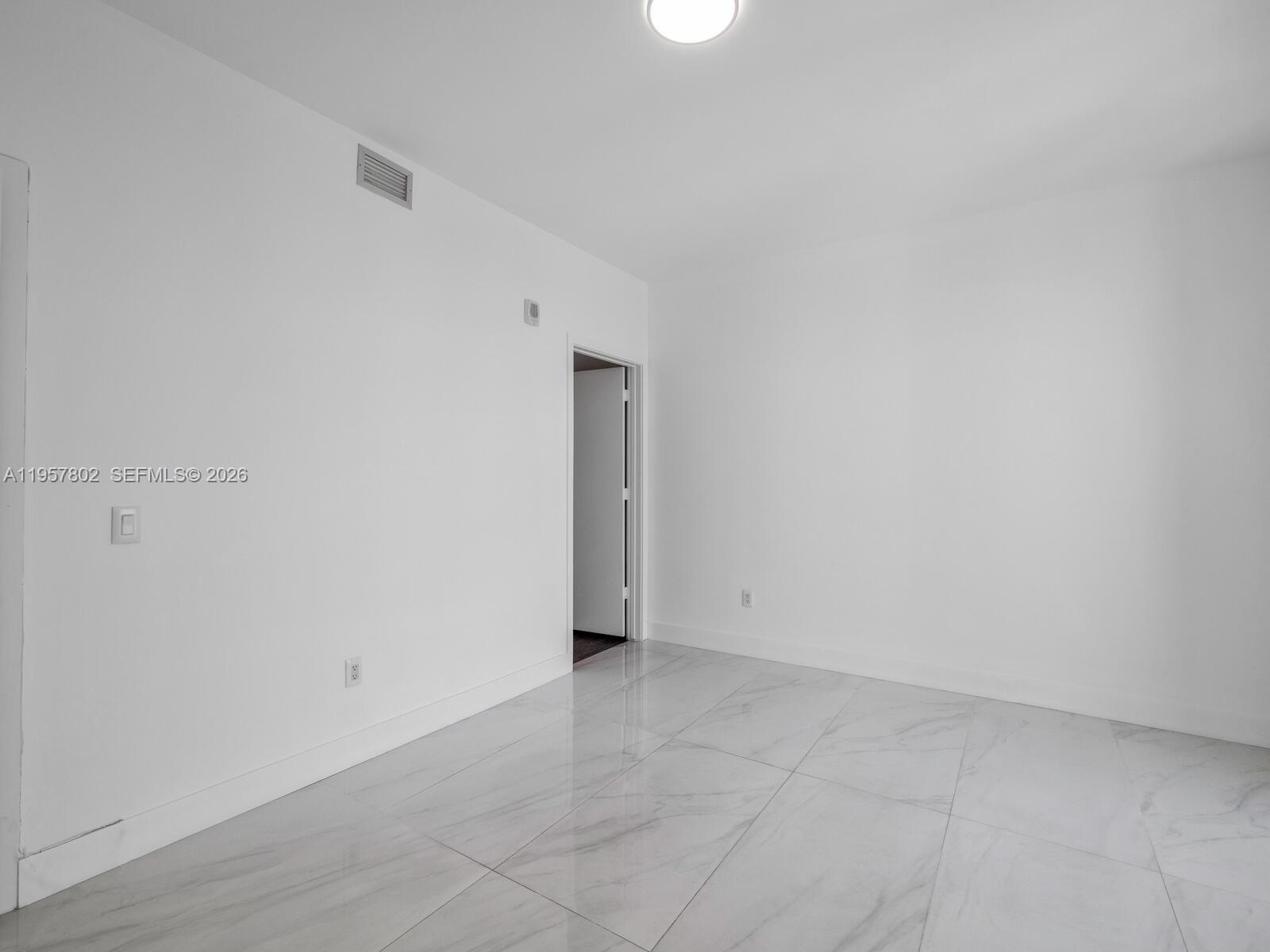 BISCAYNE BEACH CONDO - Residential