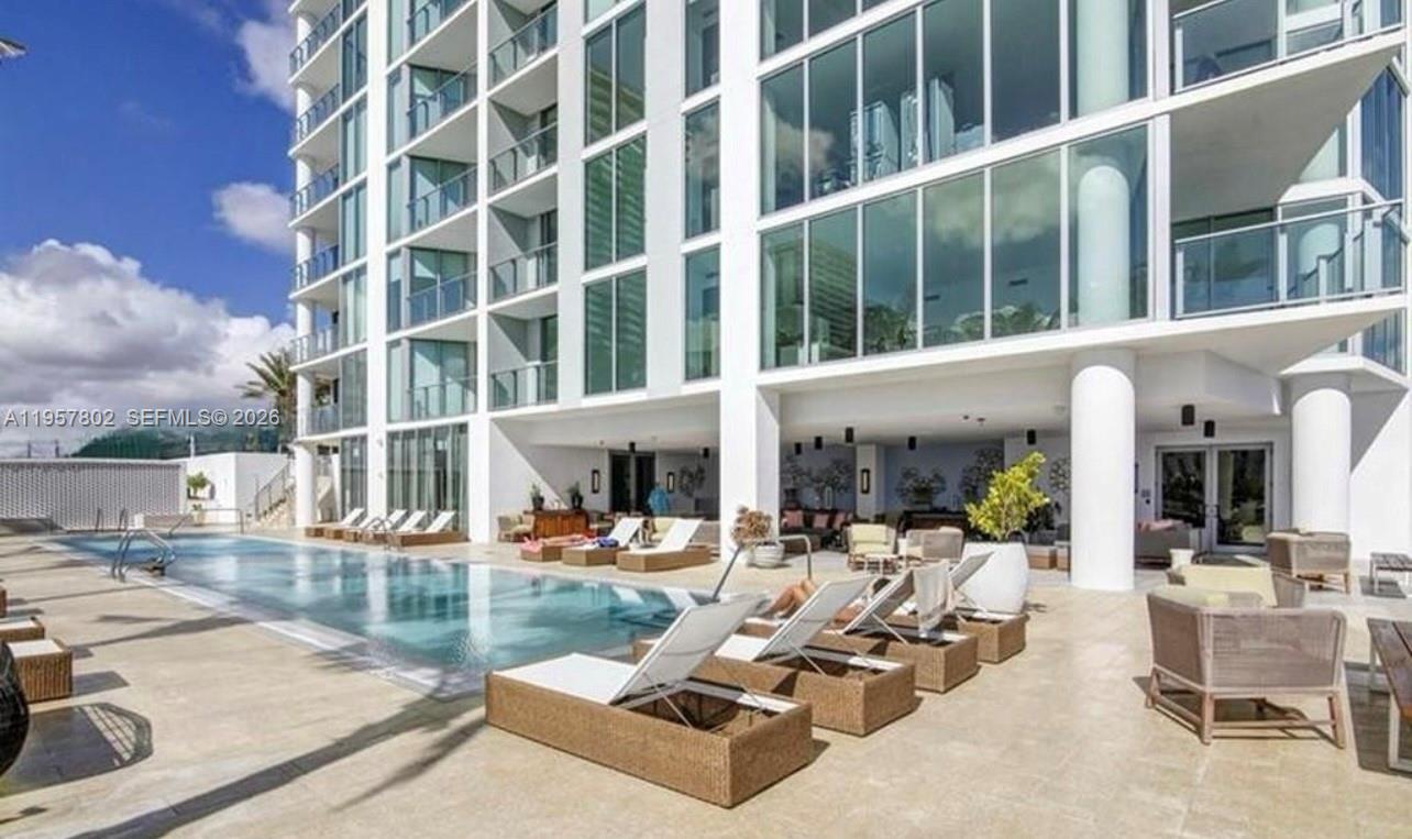 BISCAYNE BEACH CONDO - Residential