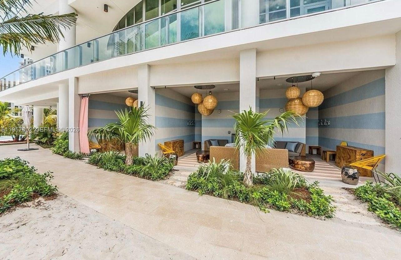 BISCAYNE BEACH CONDO - Residential