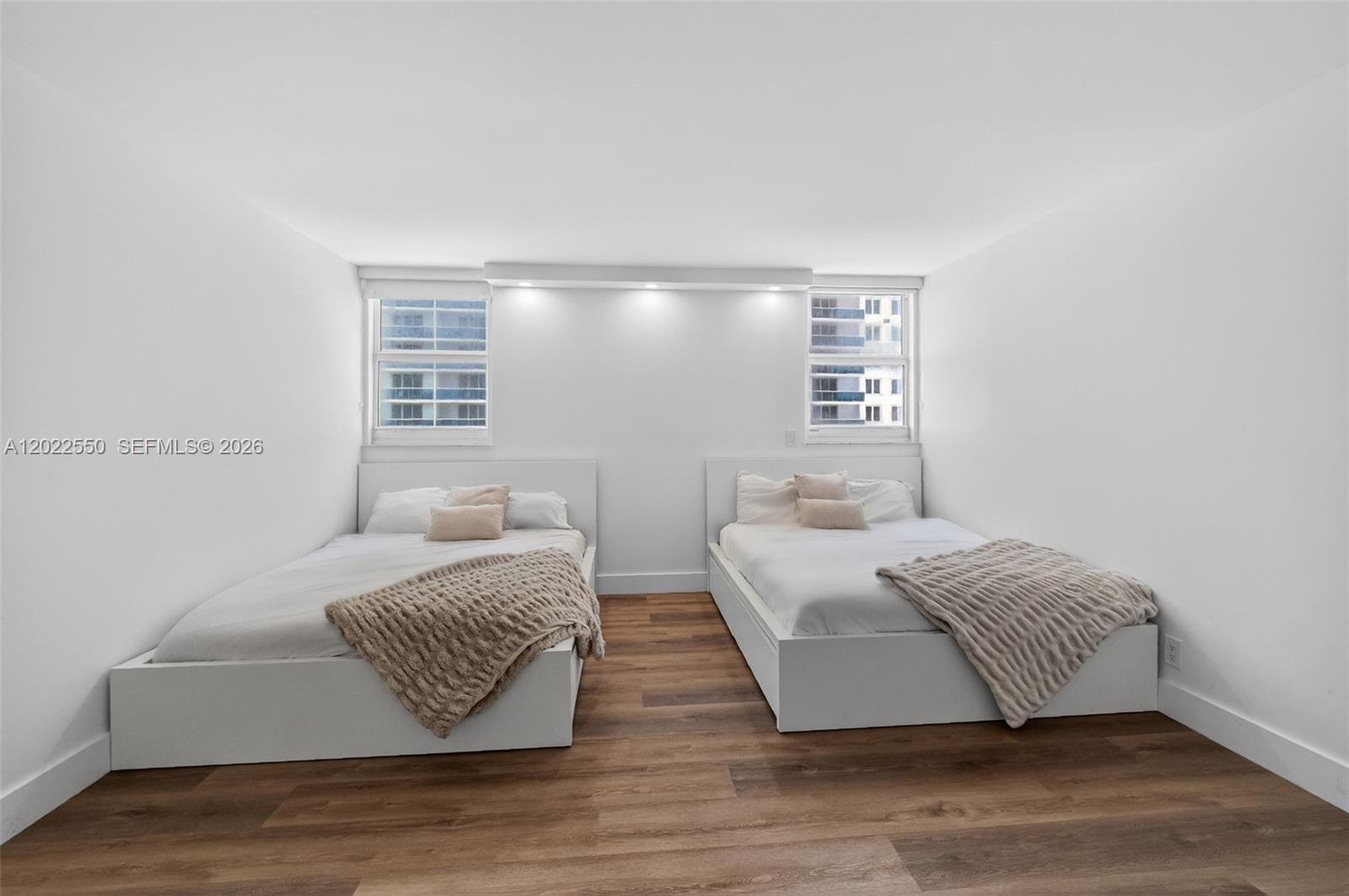 THE RIVIERA CONDO - Residential