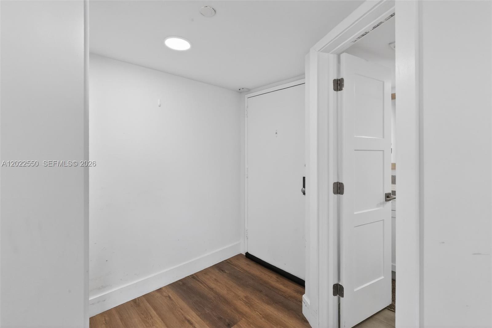 THE RIVIERA CONDO - Residential