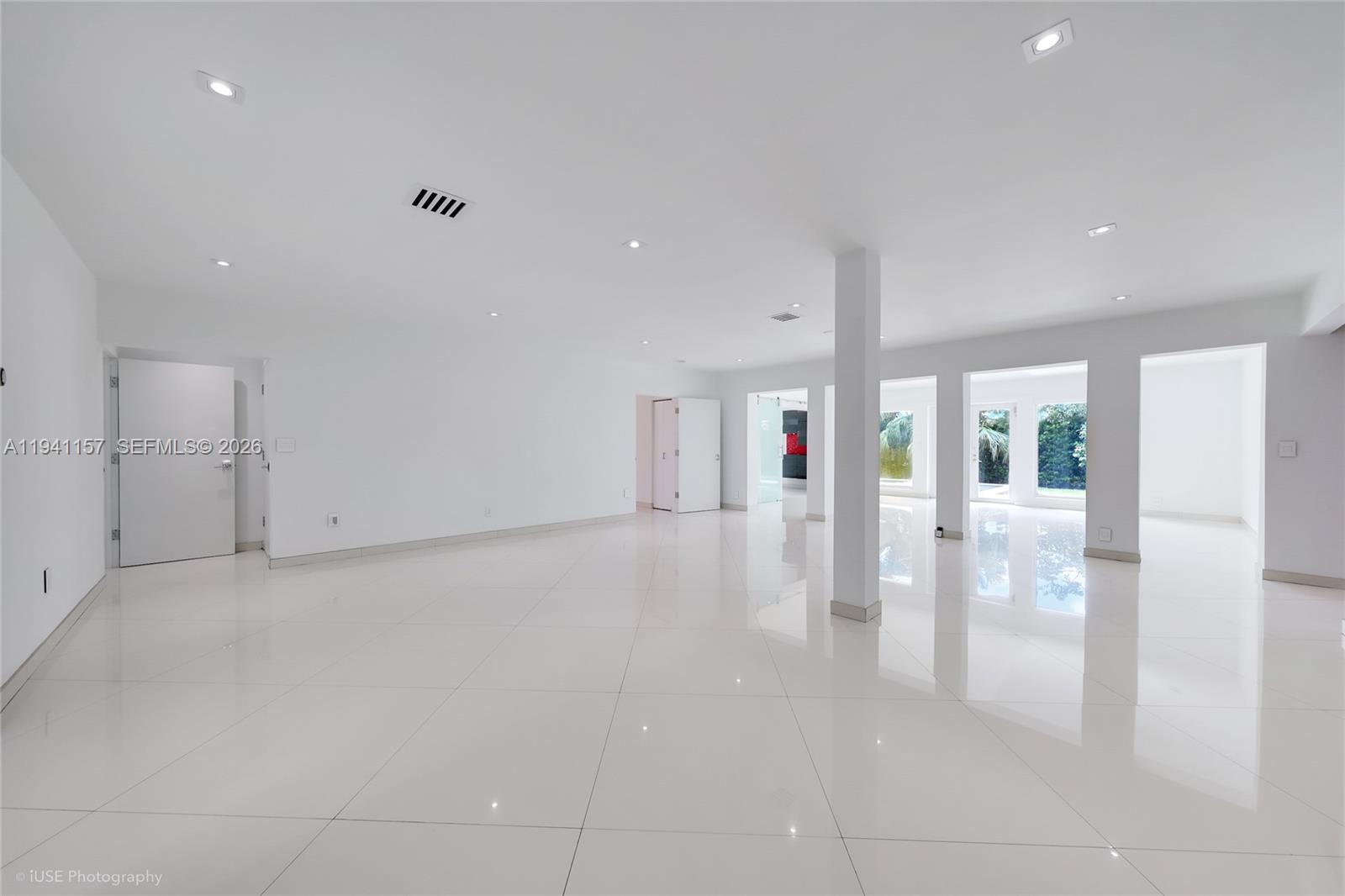 BISCAYNE ISL - Residential Lease