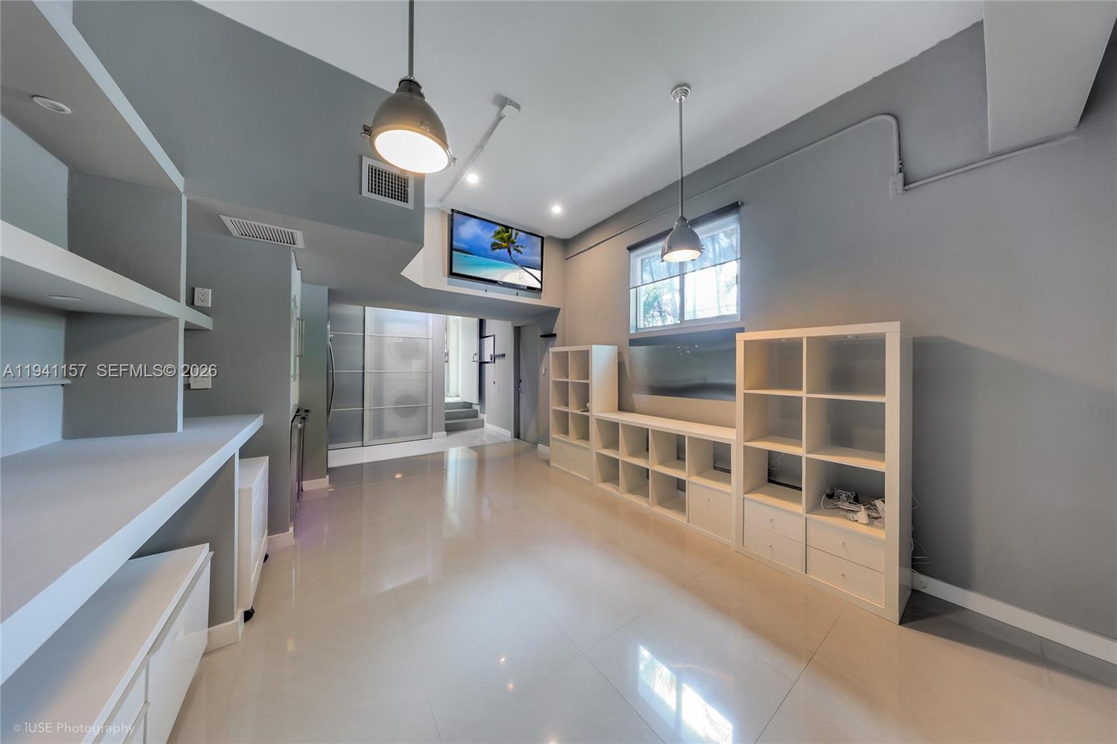 BISCAYNE ISL - Residential Lease