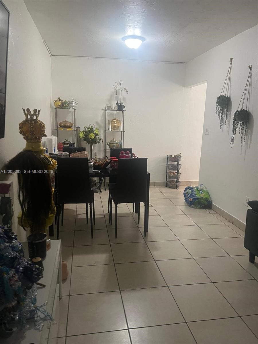 BELLA LUNA CONDO - Residential