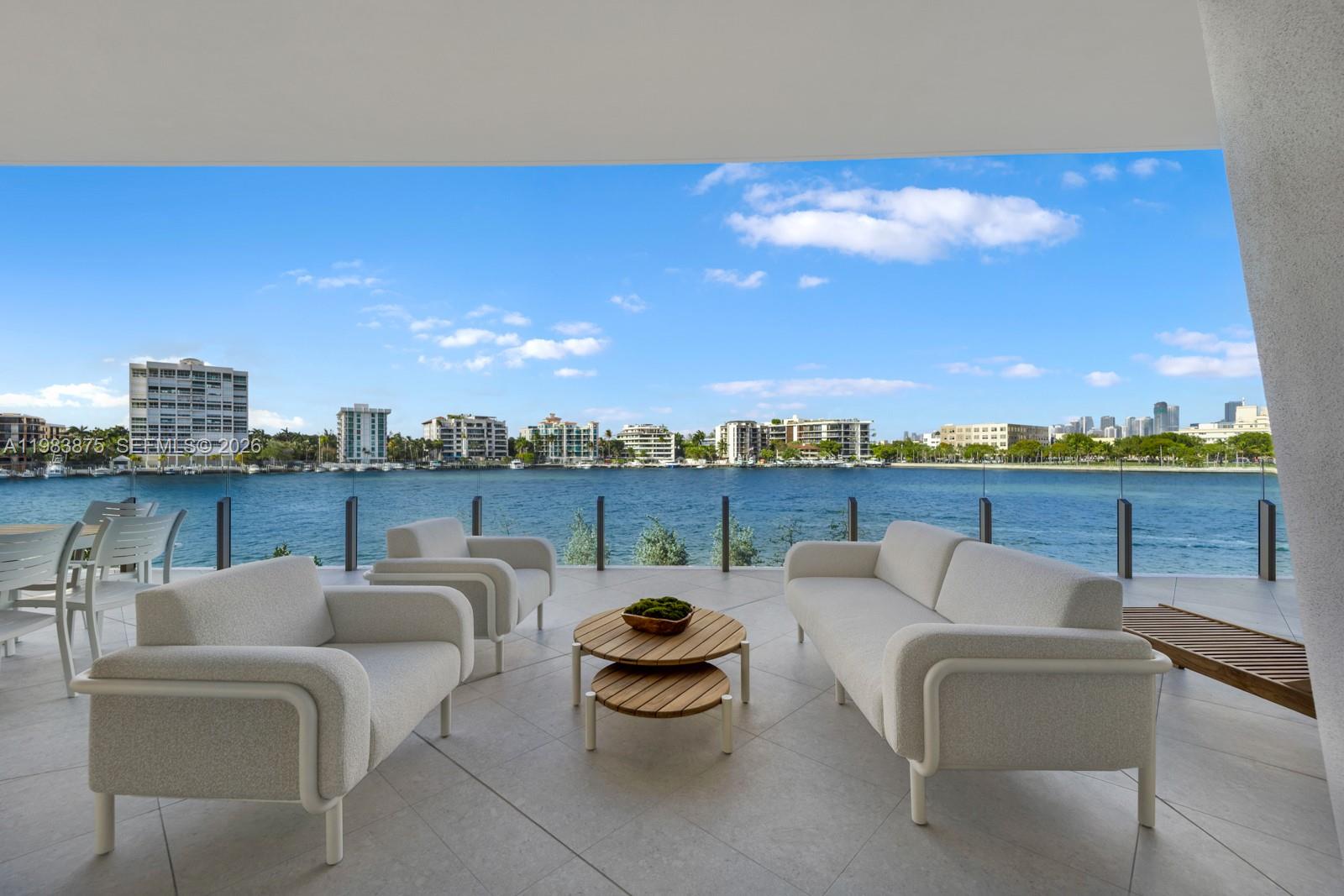 Vita Grove Isle - Residential