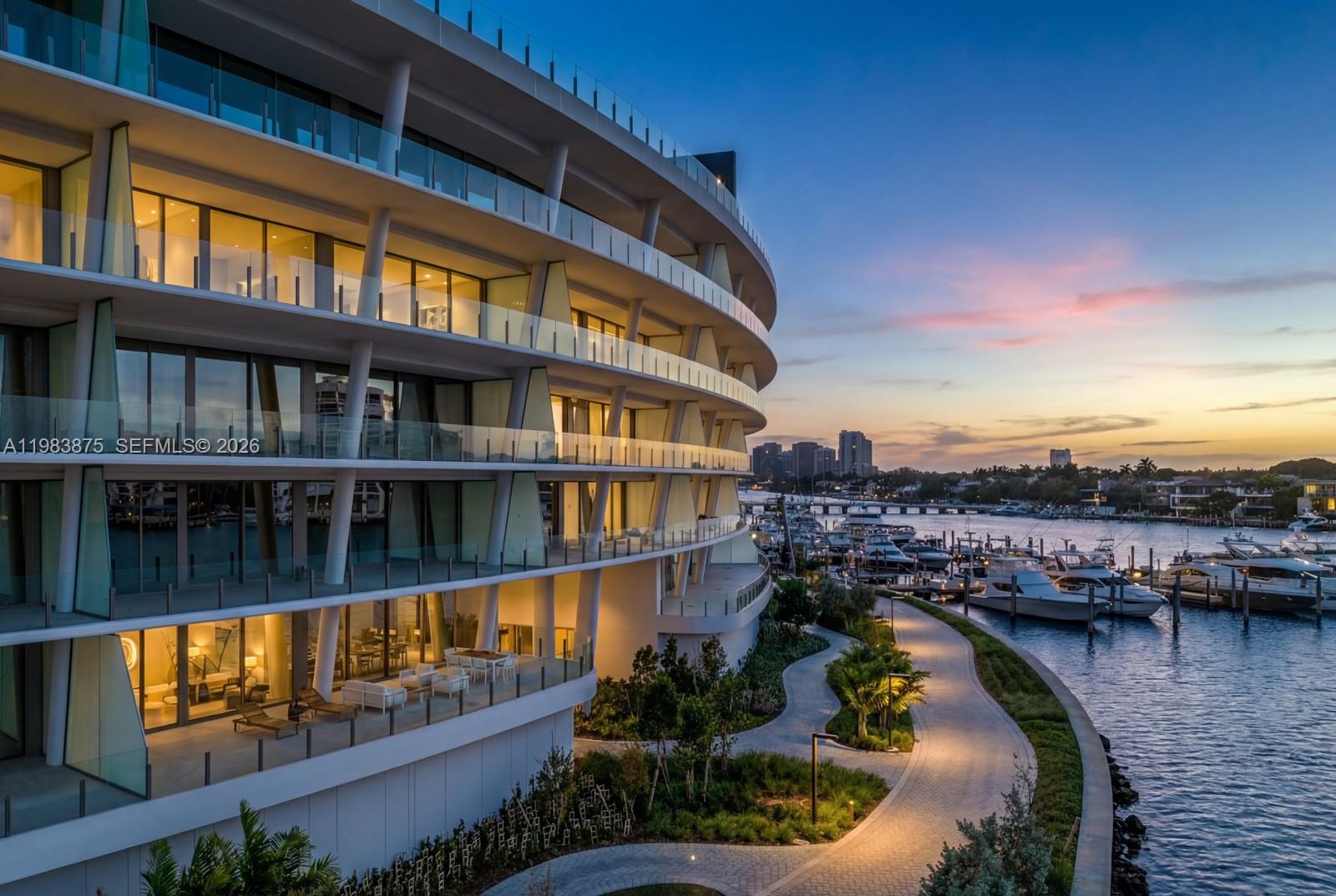 Vita Grove Isle - Residential