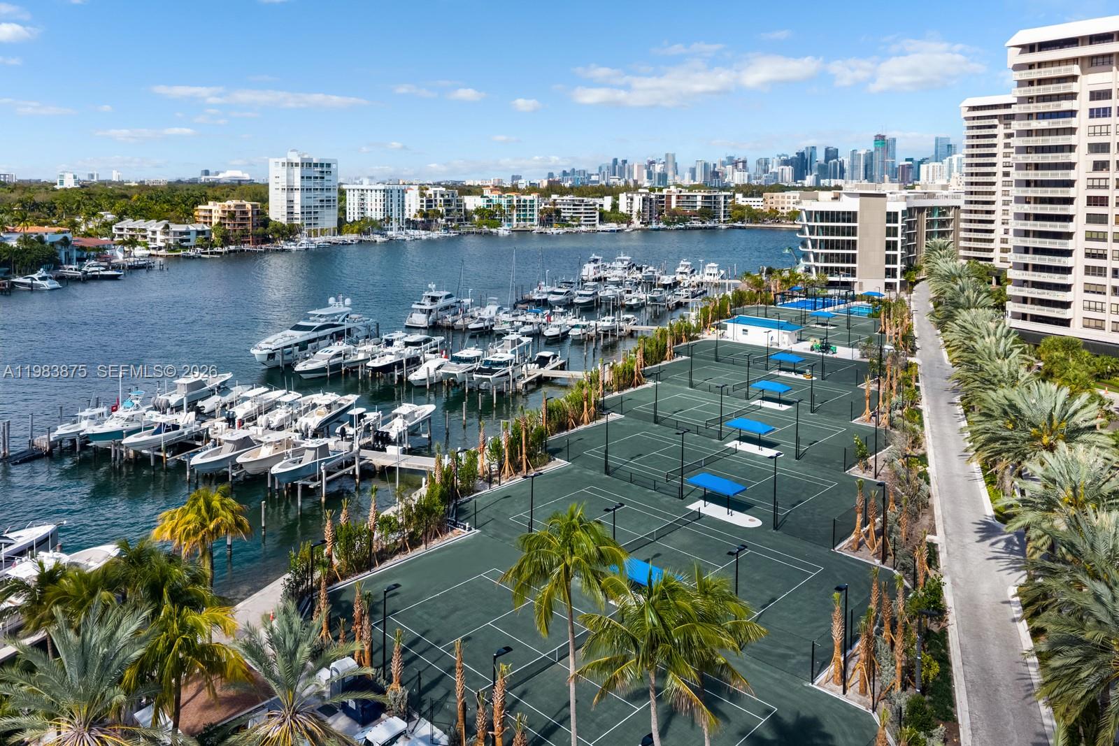 Vita Grove Isle - Residential