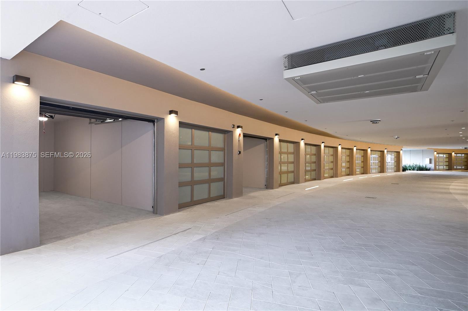 Vita Grove Isle - Residential