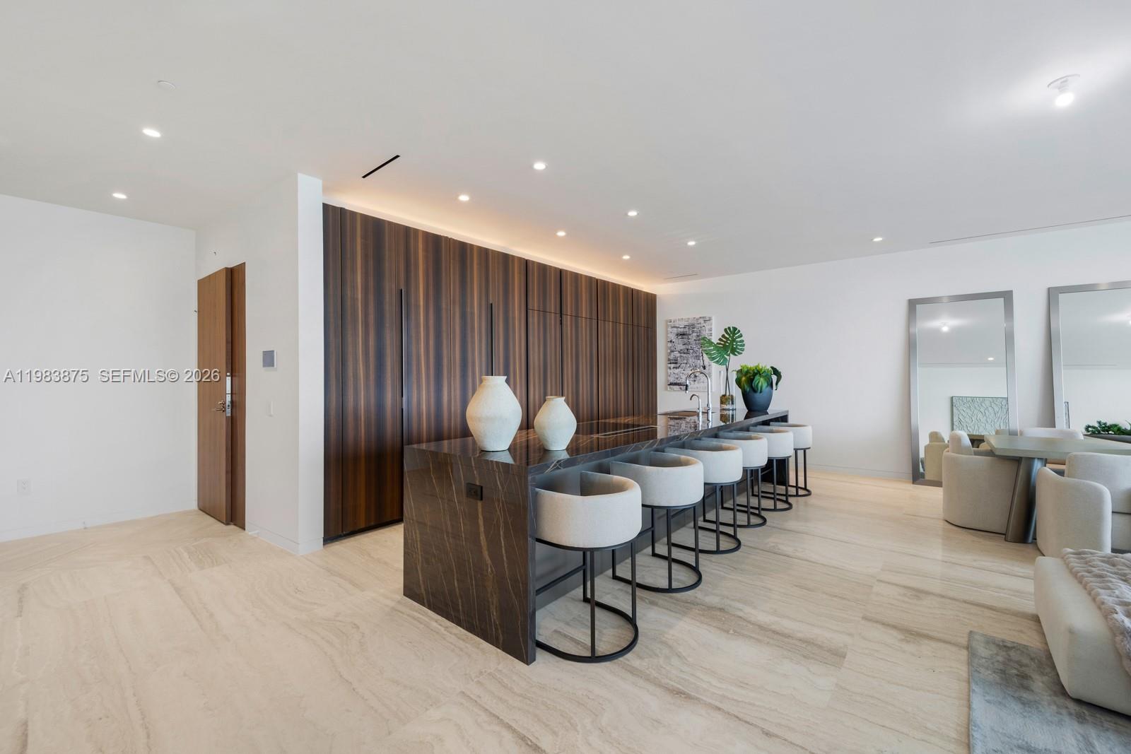 Vita Grove Isle - Residential