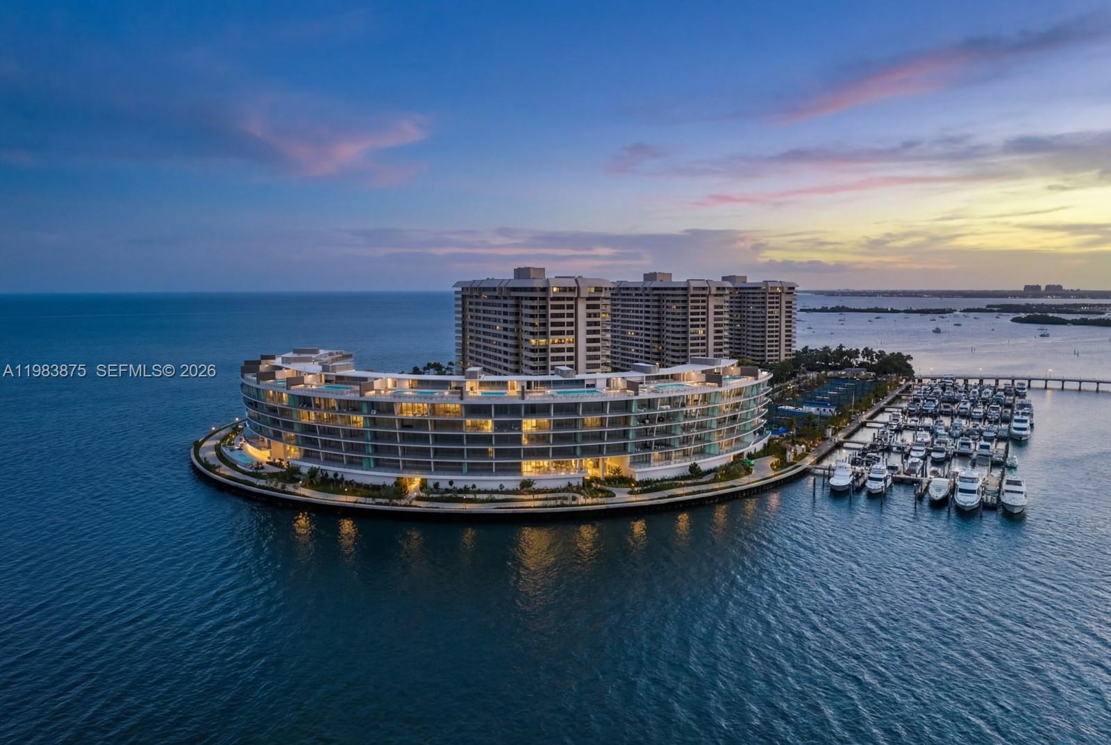 Vita Grove Isle - Residential