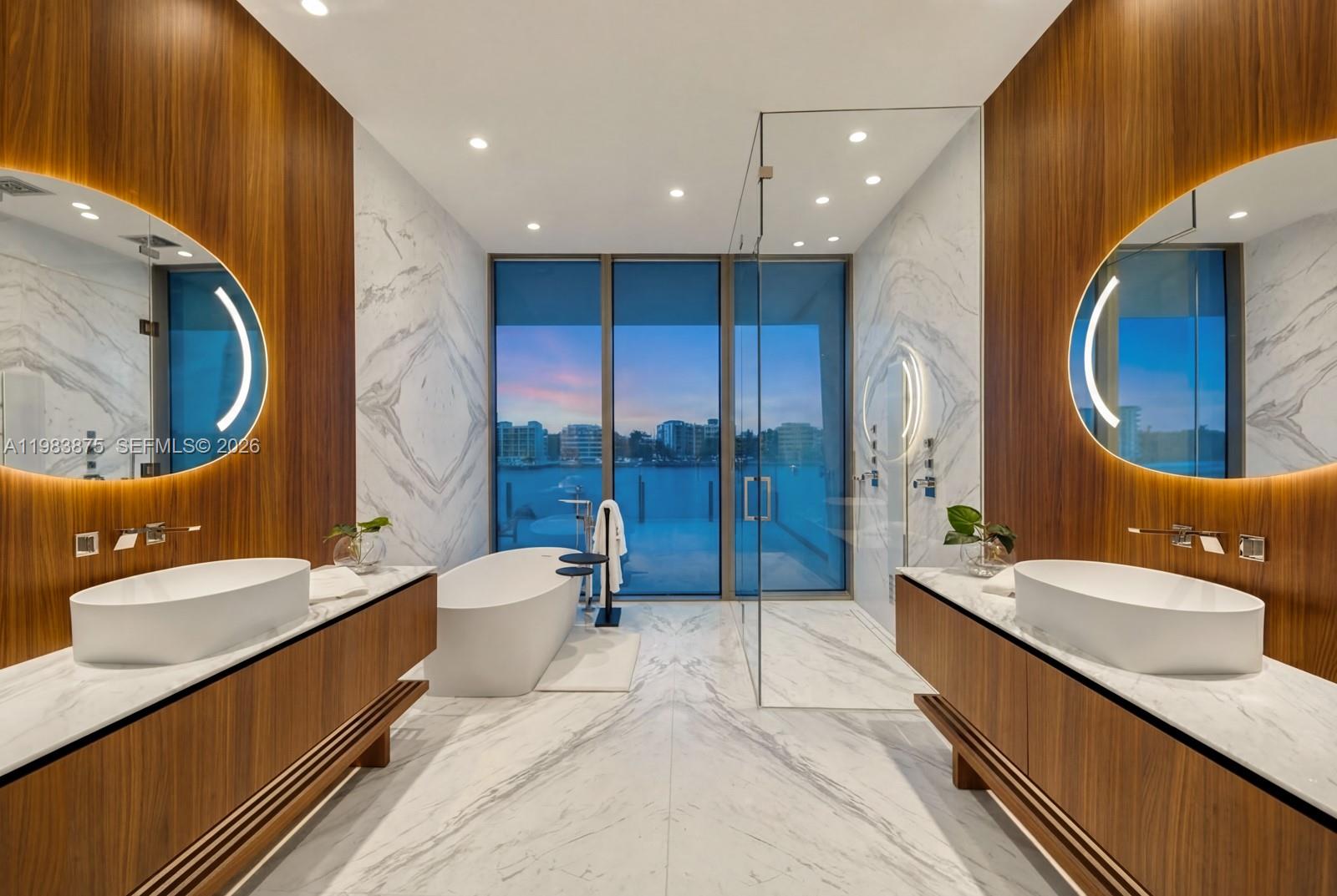 Vita Grove Isle - Residential