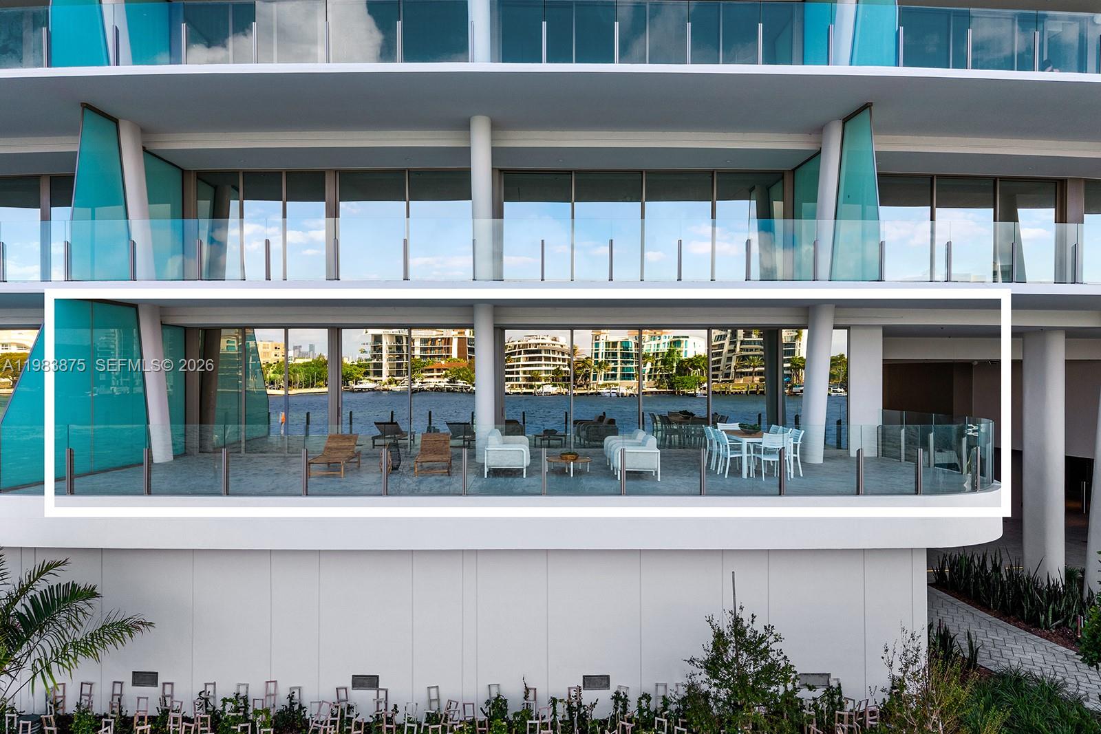 Vita Grove Isle - Residential