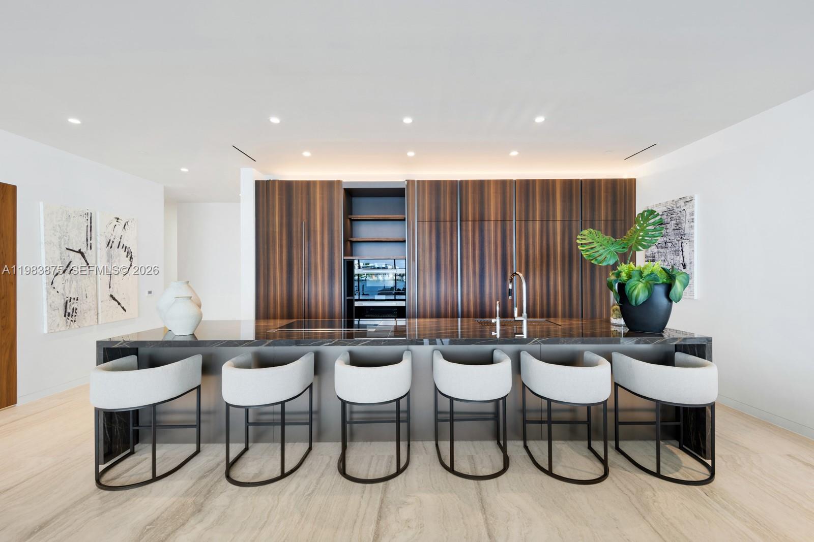 Vita Grove Isle - Residential