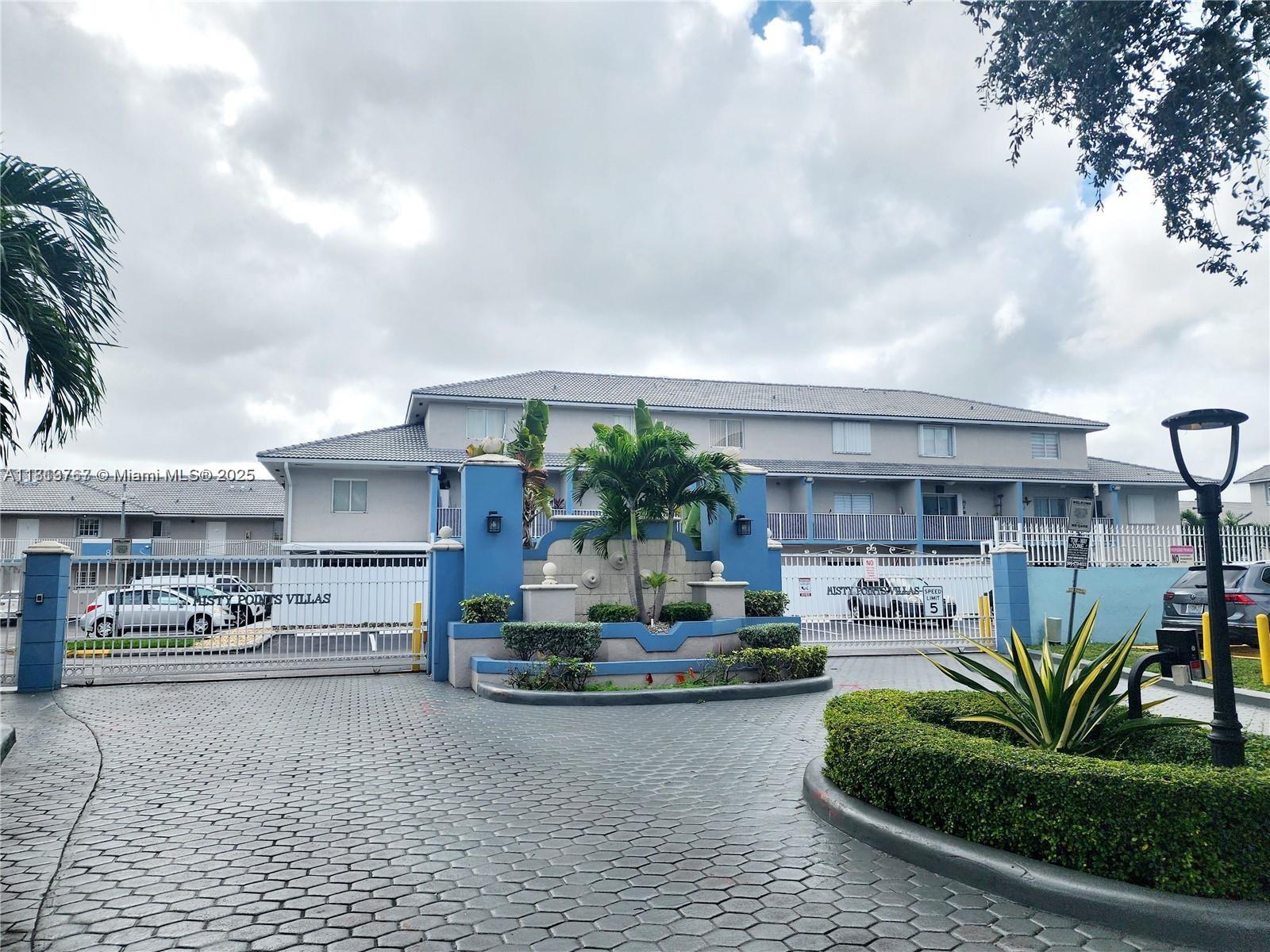 8340 Nw 103rd St 205D, Hialeah Gardens, Miami-Dade County, Florida - 2 Bedrooms  
3 Bathrooms - 