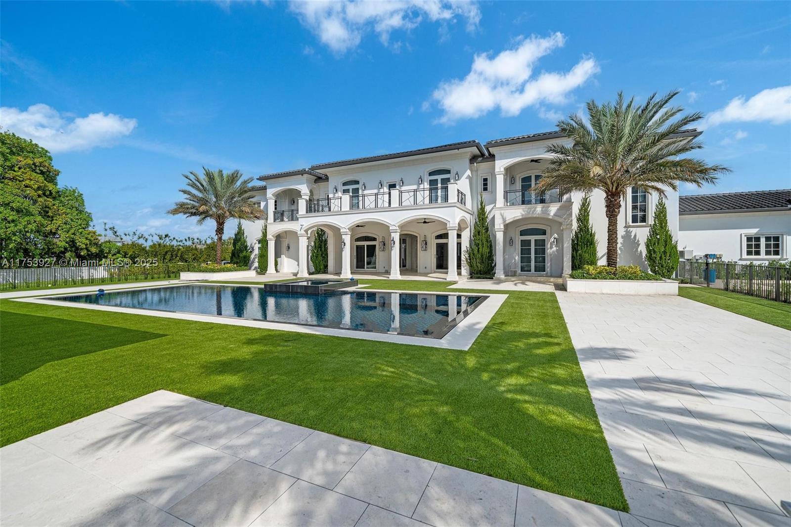 DAVIE - Residential